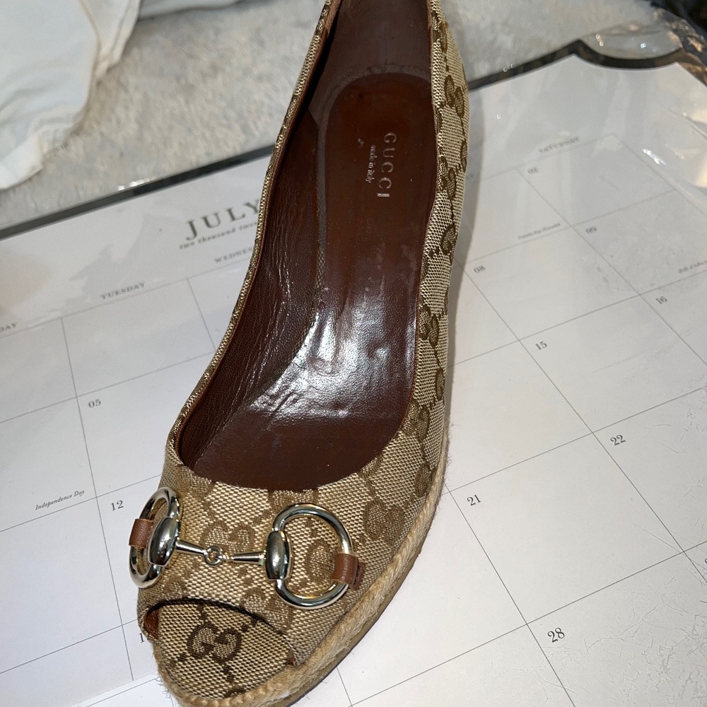 Gucci Open Toe Espadrilles